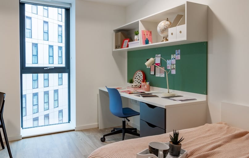 Gold Studio, Pavilion Court, 20 First Way, Wembley, London - Image 1